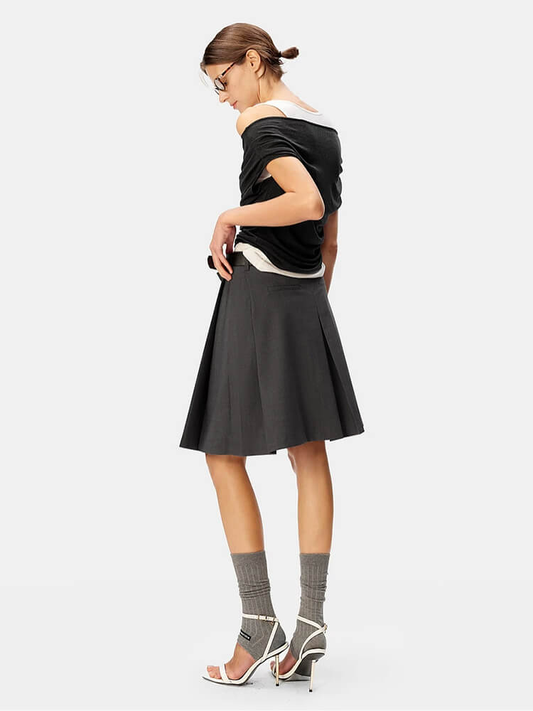 Two-Tone Asymmetric Layered Sleeveless Top - Image 6